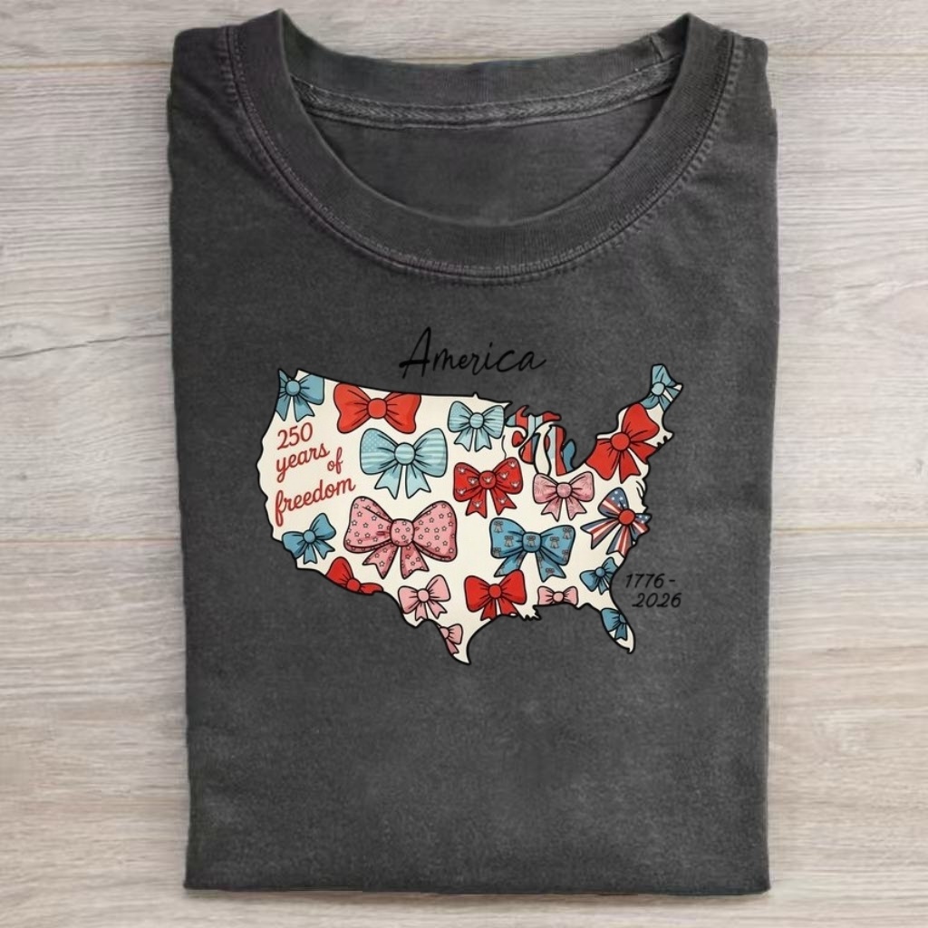 Coquette Bow USA Map 250 Years Freedom T-shirt