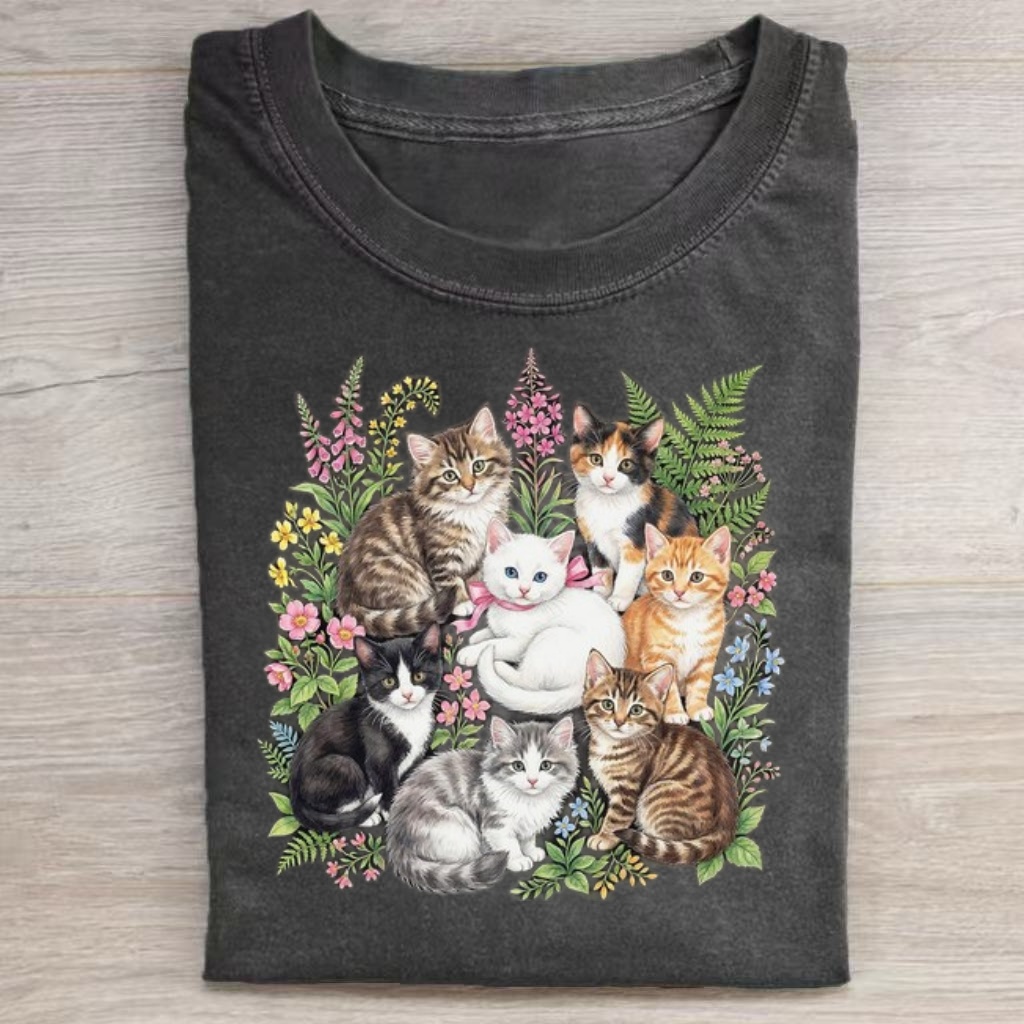 Vintage Garden Floral Multiple Cats T-shirt
