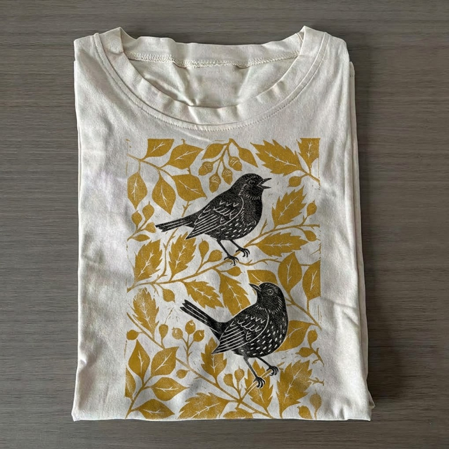 Vintage Songbird Graphic T-shirt