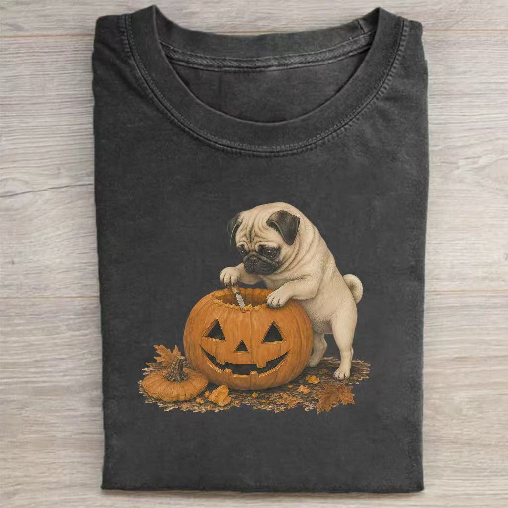 Pug Carving Pumpkin Fall Halloween T-shirt