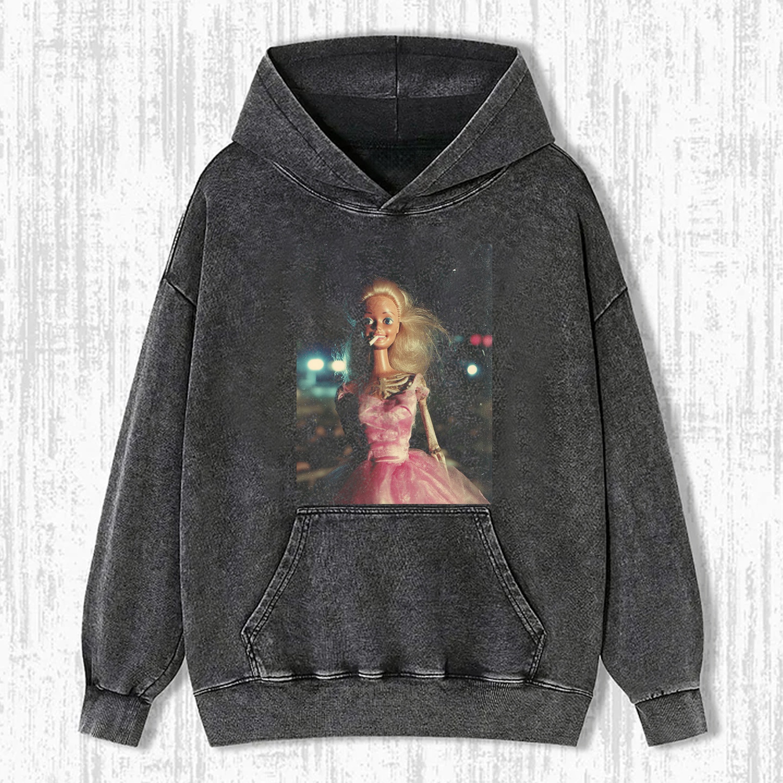 RETRO DISTRESSED Funny Doll Face SMOKING TEE