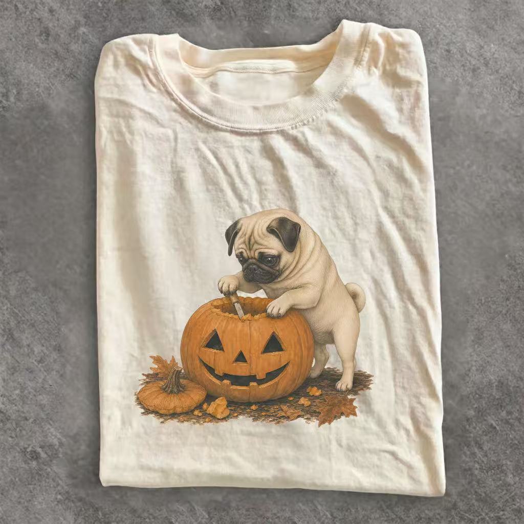 Pug Carving Pumpkin Fall Halloween T-shirt