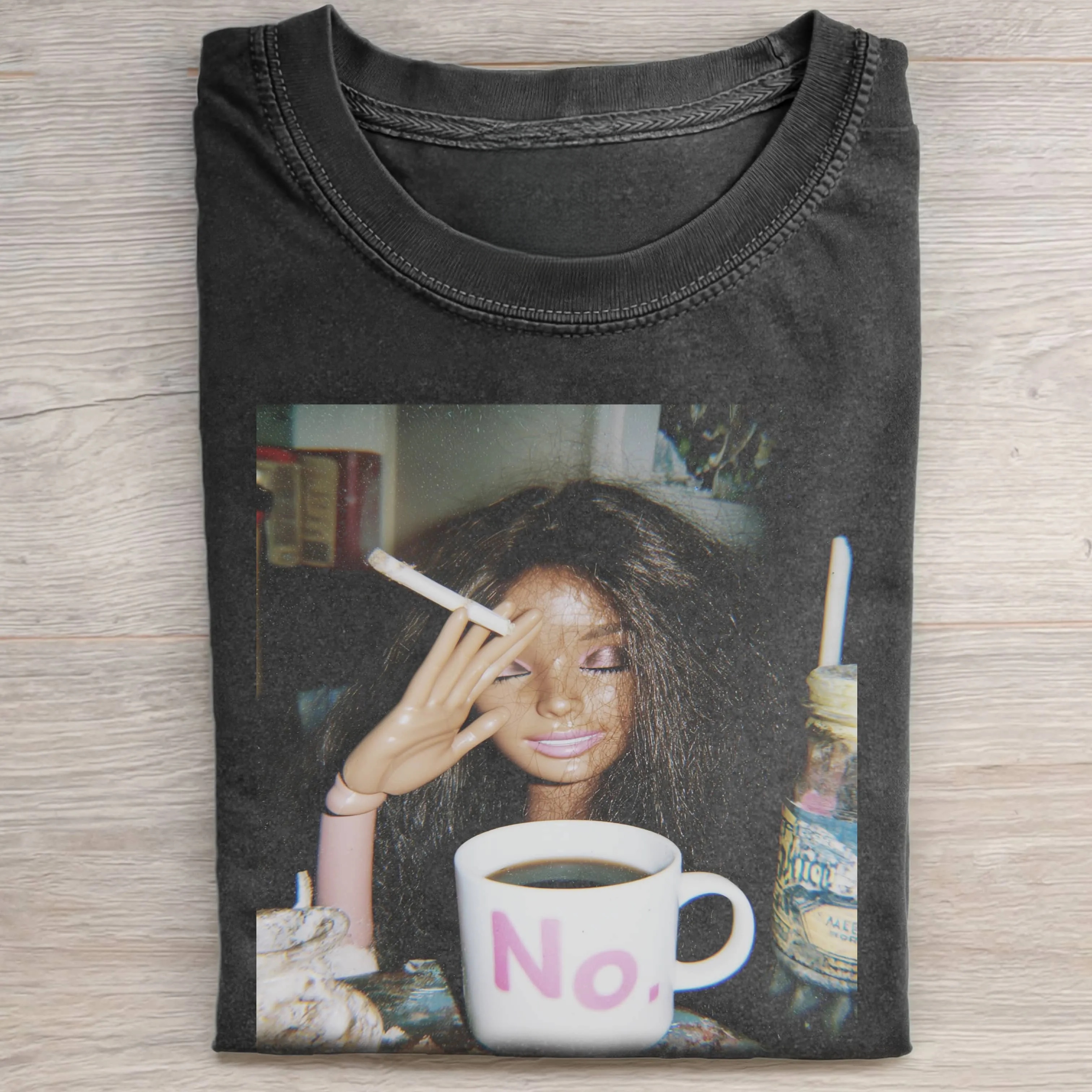 RETRO SMOKING AFRO Funny Doll Face GIRL T-SHIRT