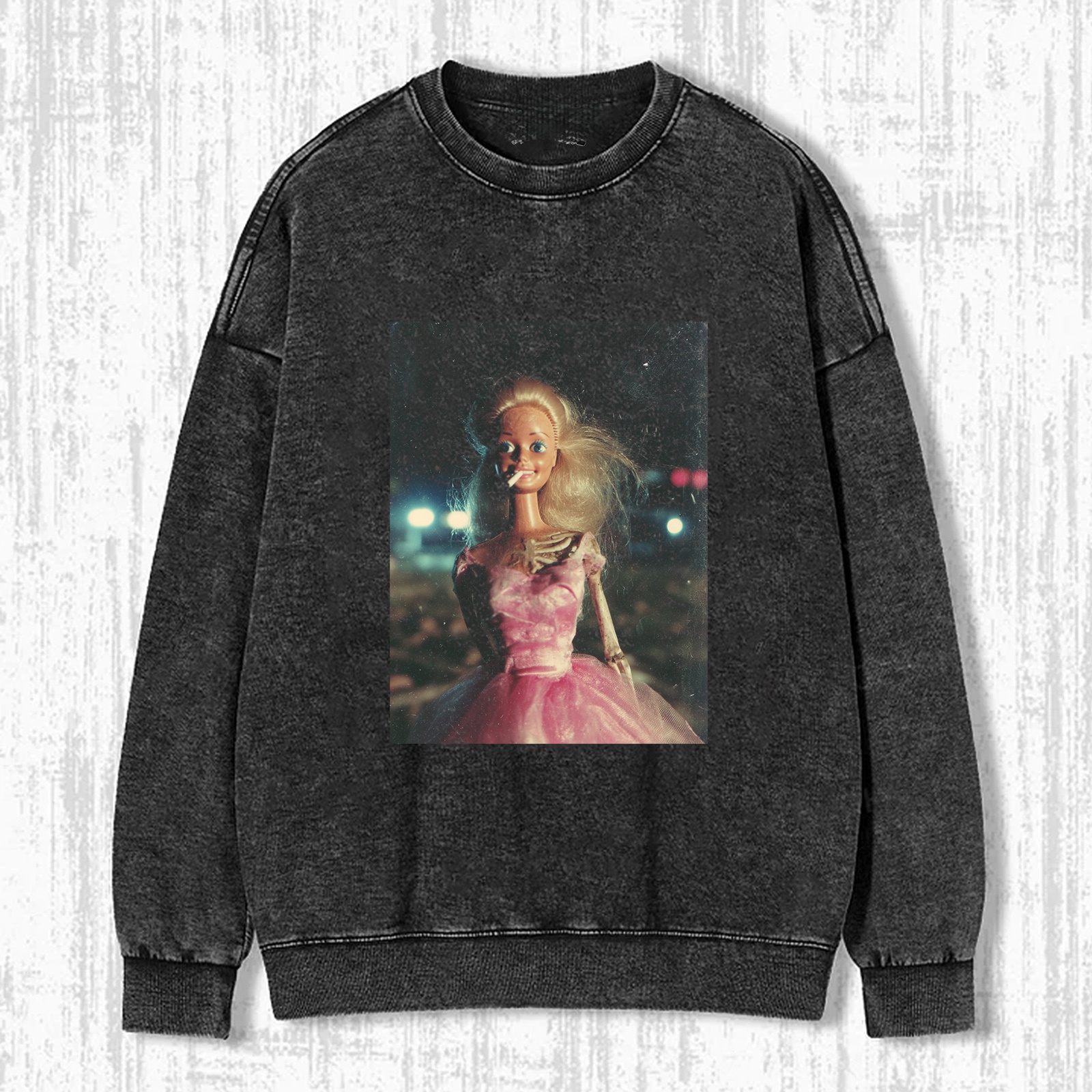 RETRO DISTRESSED Funny Doll Face SMOKING TEE