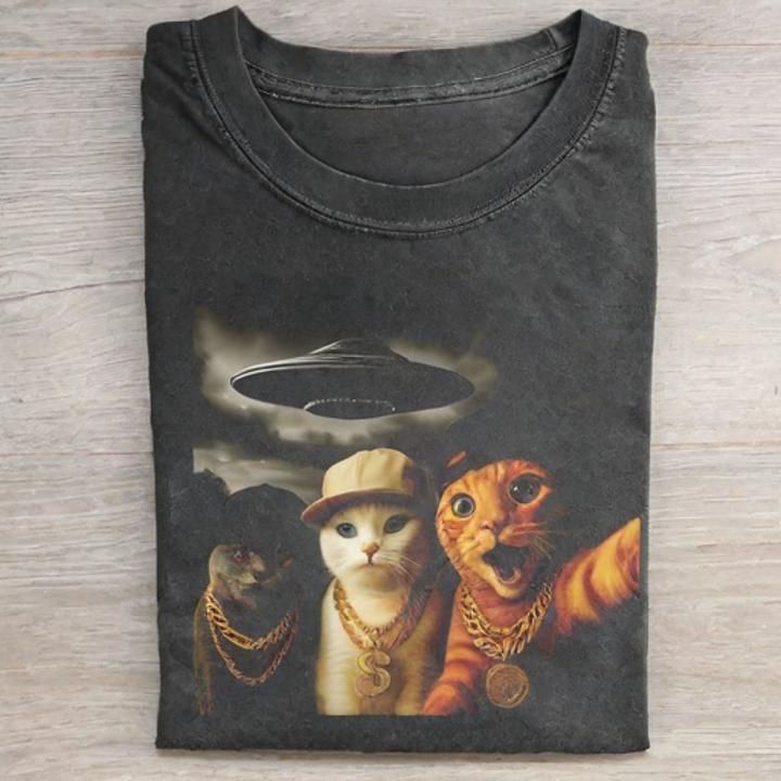 Cat Selfie Funny T-Shirt - Vintage Washed Apparel by VanceMade
