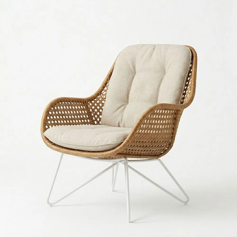 Silla de Ratán Sintético Beige con Cojín y Estructura de Acero con Recubrimiento en Polvo Blanco