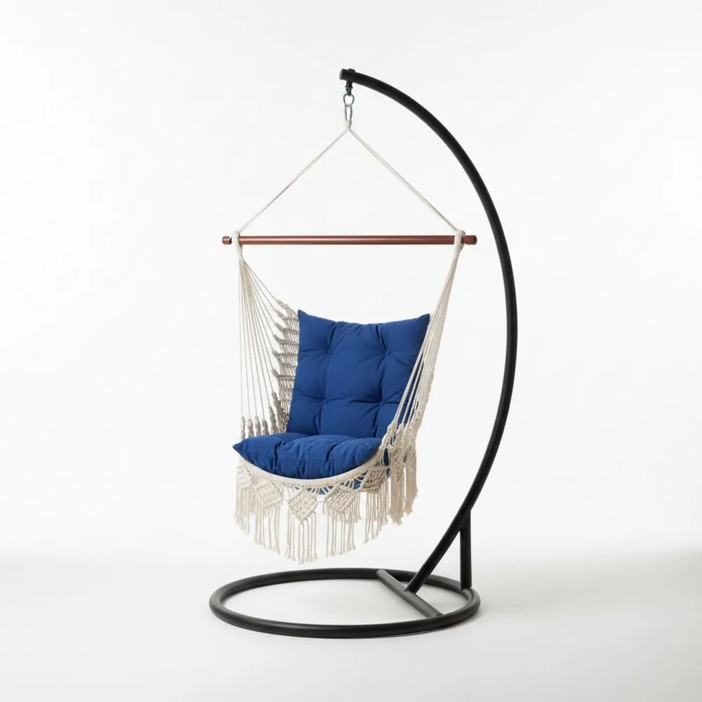 Silla Colgante con Cojín Azul y Estructura de Acero