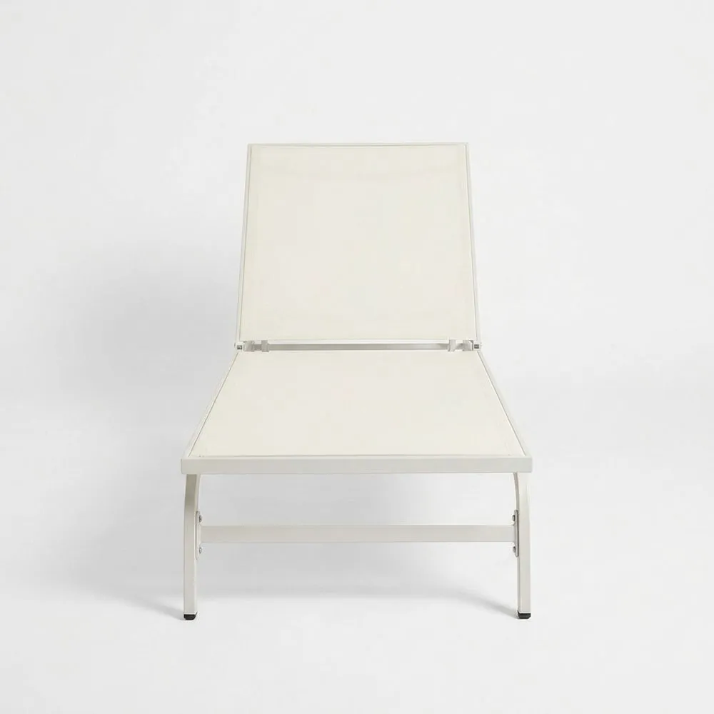 Tumbona ajustable de aluminio y textileno blanco