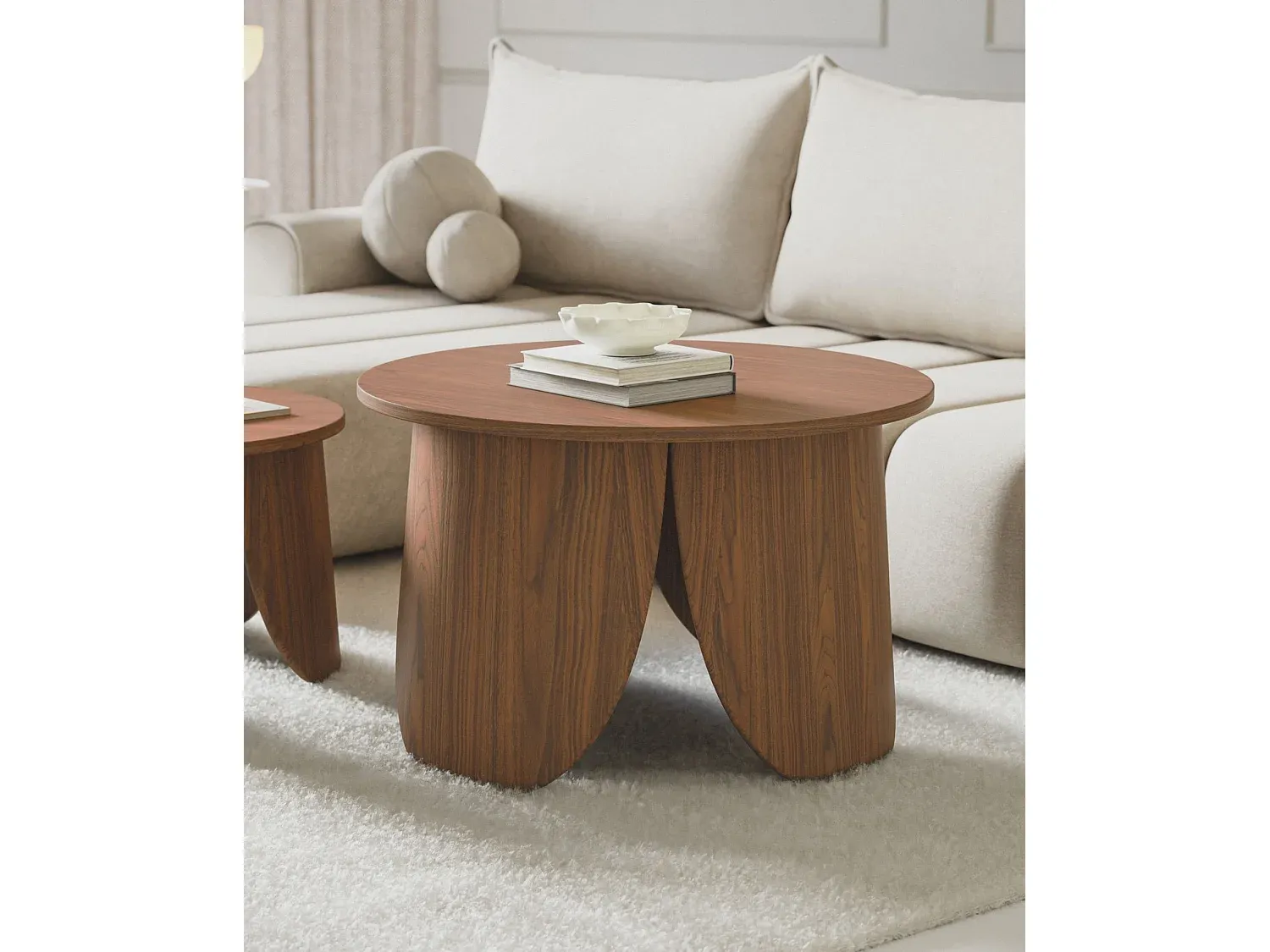 Runder Couchtisch in Nussbaumoptik, Durchmesser 80 cm