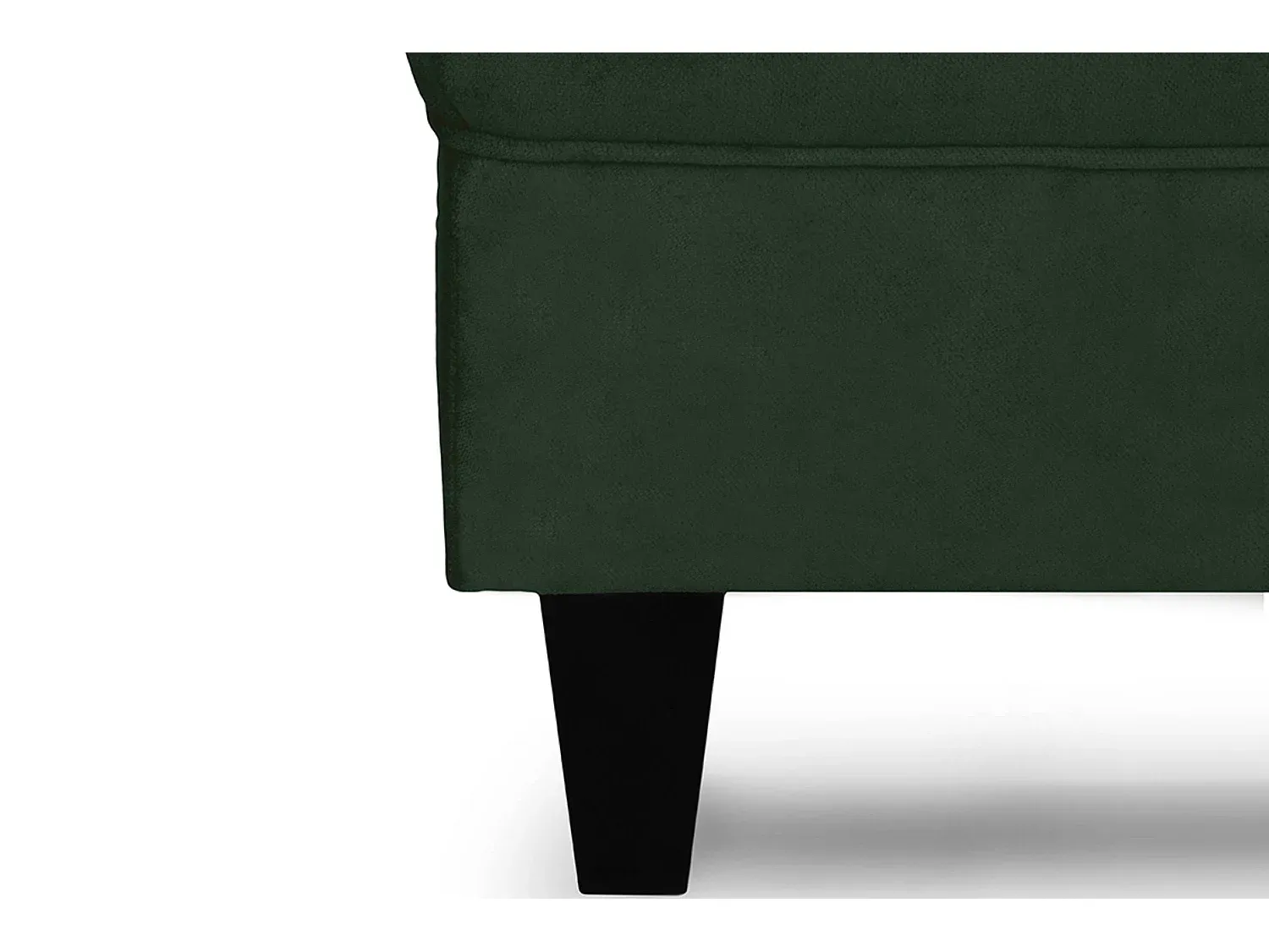 Gemütlicher Ohrensessel mit Hocker in Grün