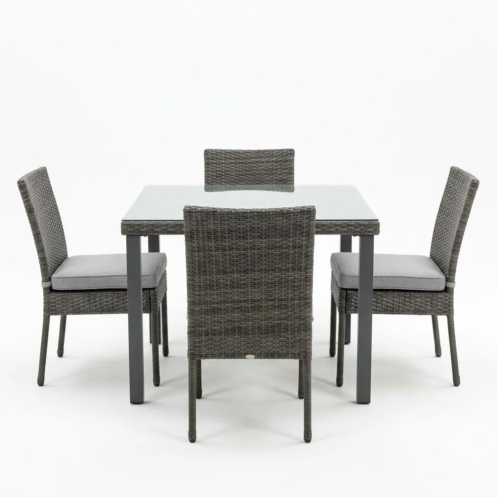 Conjunto de Comedor Exterior 4 Piezas de Mimbre Sintético con Mesa de Vidrio Templado 8mm y 4 Sillas