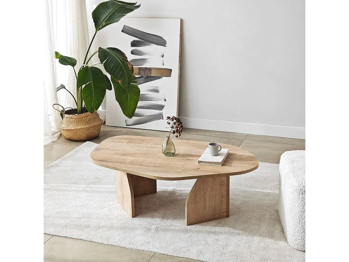 Moderner Couchtisch mit organischer Form und stabilen Beinen 105 cm