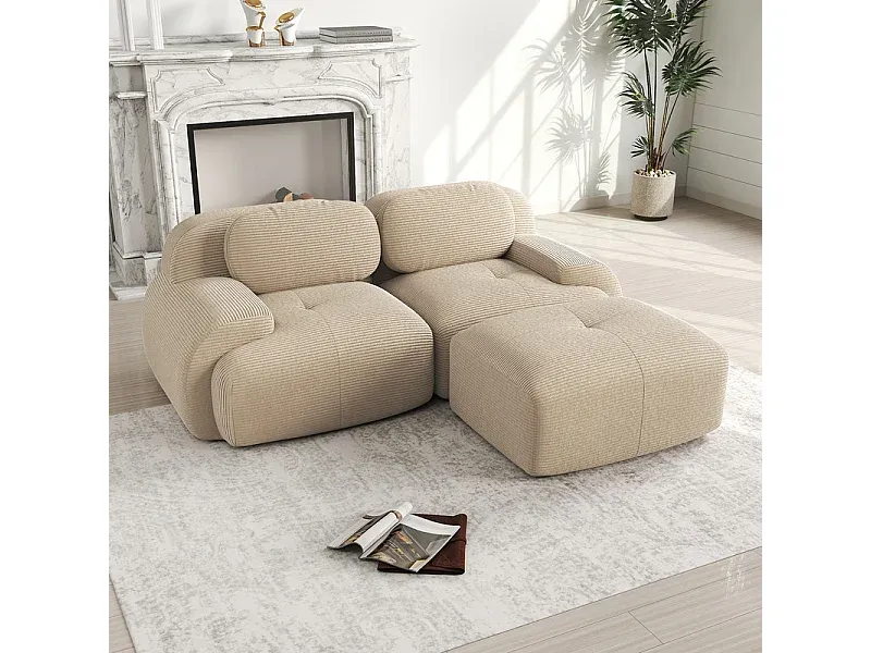 Beiges Ecksofa mit Hocker und Kissen aus Samt, ergonomisches Design