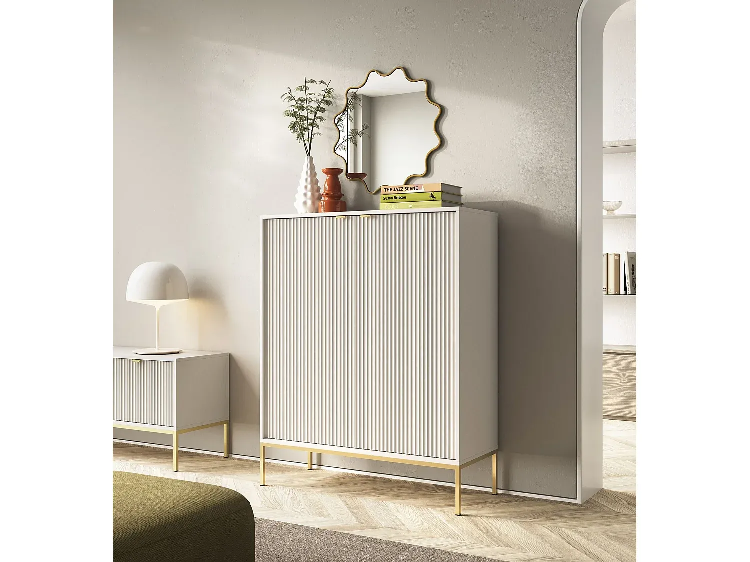 Modernes Highboard mit goldfarbenem Gestell, 2-türig, Greige