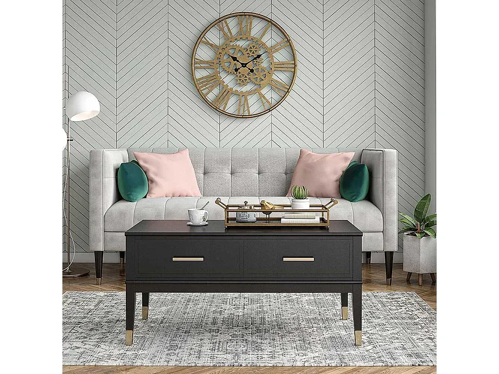 Höhenverstellbarer Holztisch mit Metallakzenten