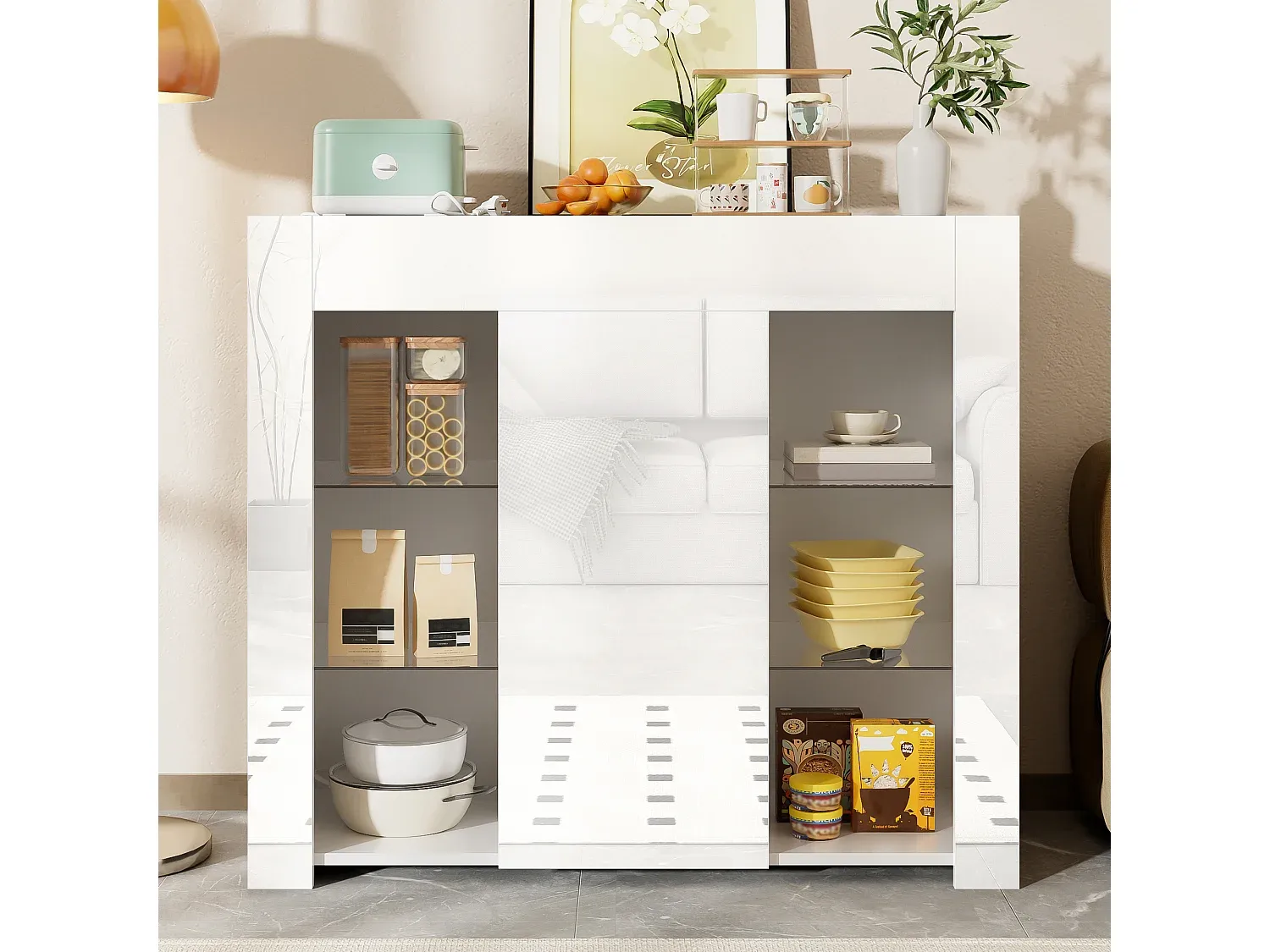 Moderne Sideboard mit Glasregalen und Hochglanz-Finish