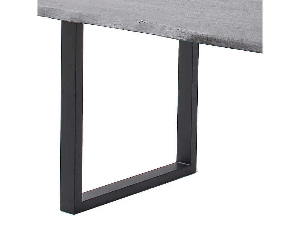 Esszimmertisch aus Akazienholz mit Metallgestell