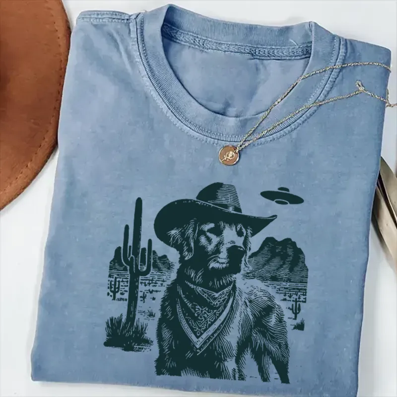 Vintage Golden Retriever UFO T-shirt Vintage Washed DTG Graphic Tee | ZalleStudio