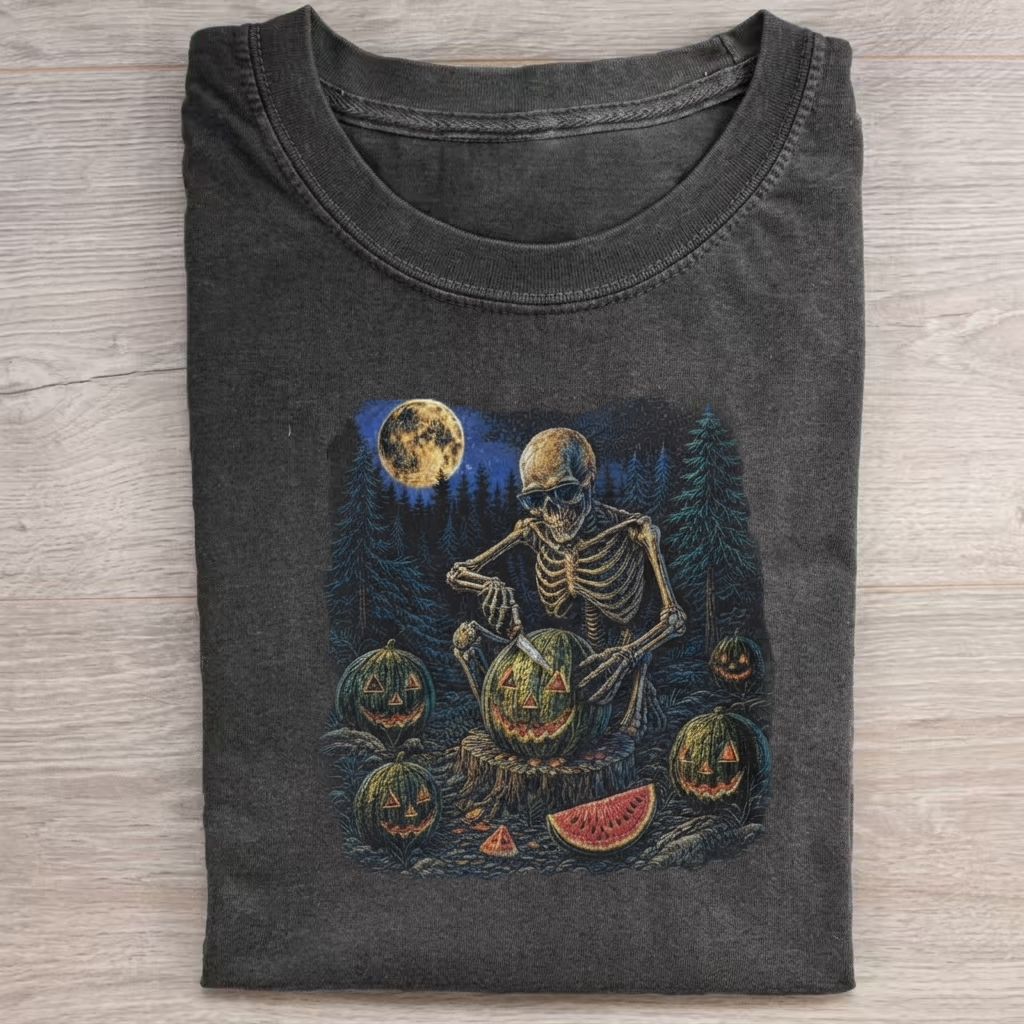 Spooky skeleton T-Shirt