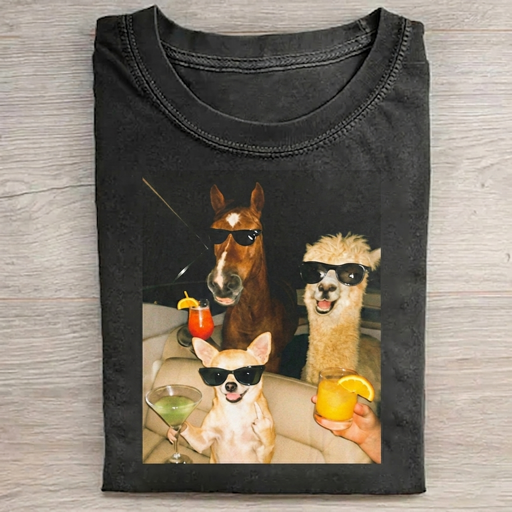 Chihuahua and its friends T-shirt