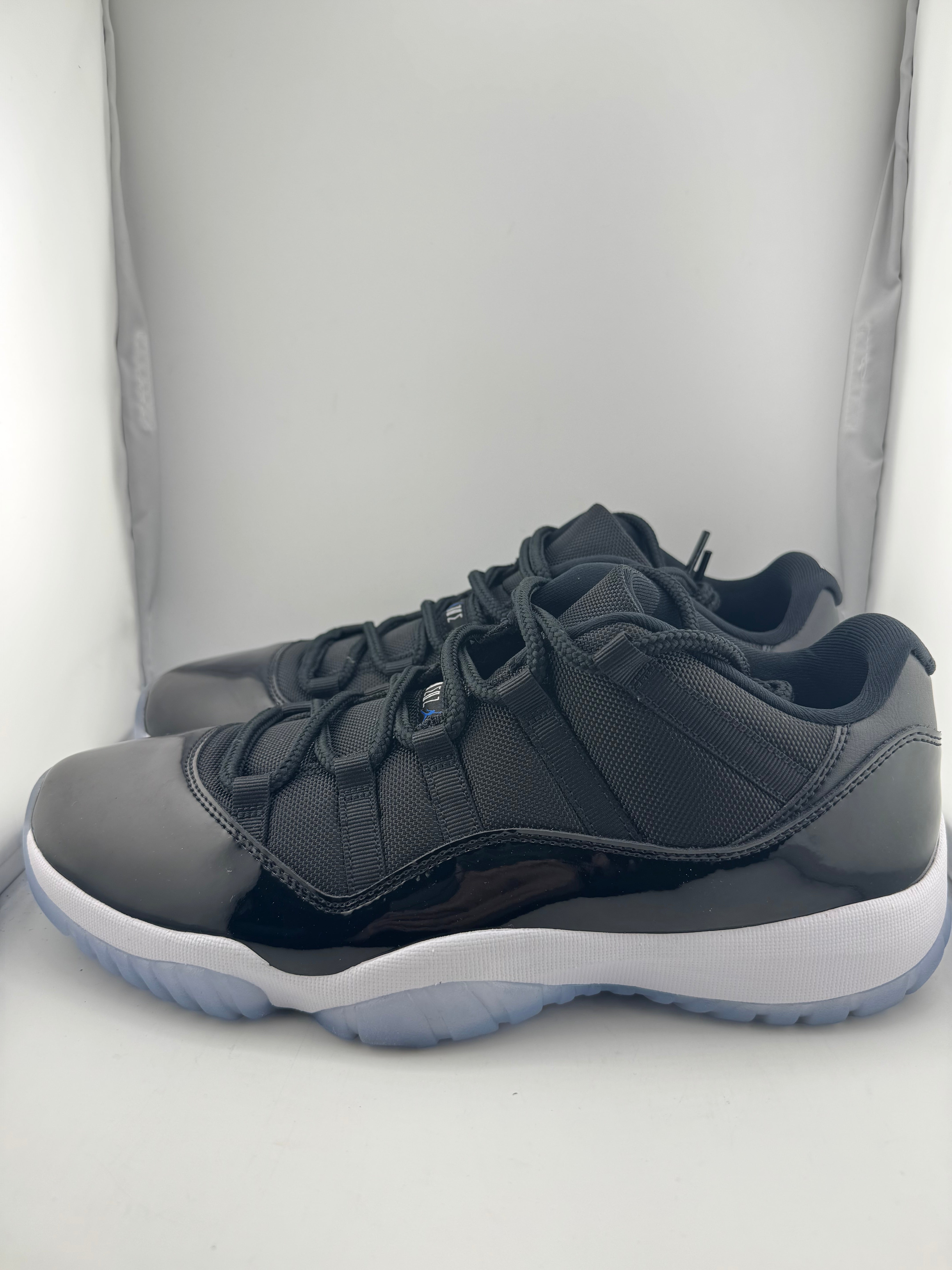 Jordan 11 Retro Low Space Jam
