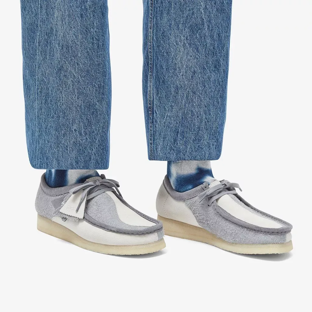 WALLABEE PALE LIME SUEDE