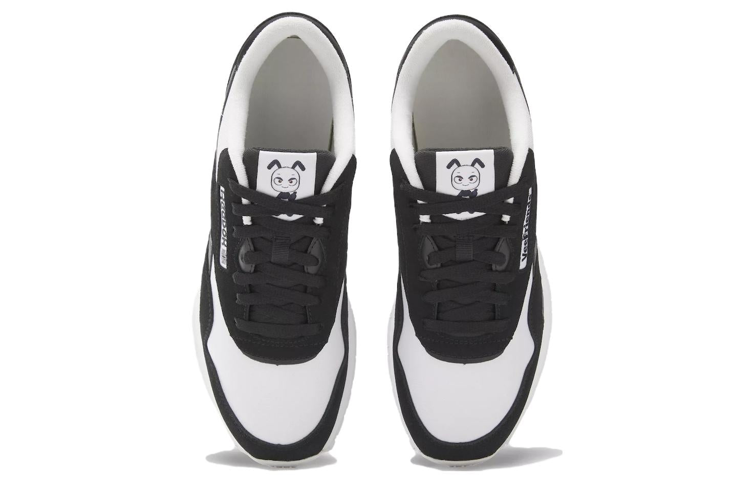 Rettgebok Classic Nylon x VeeFriends 'Accountable Ant Pack - White' 100033808