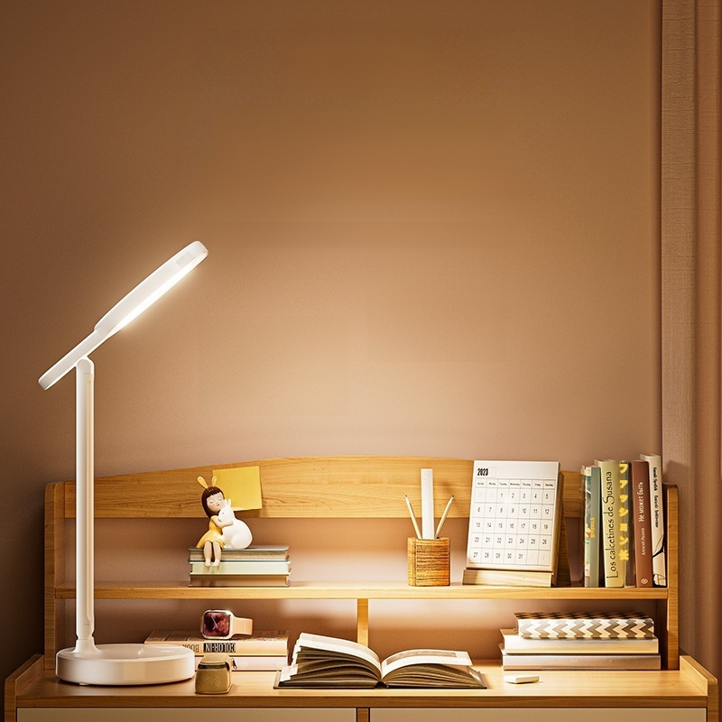 Összecsukható olvasólámpa