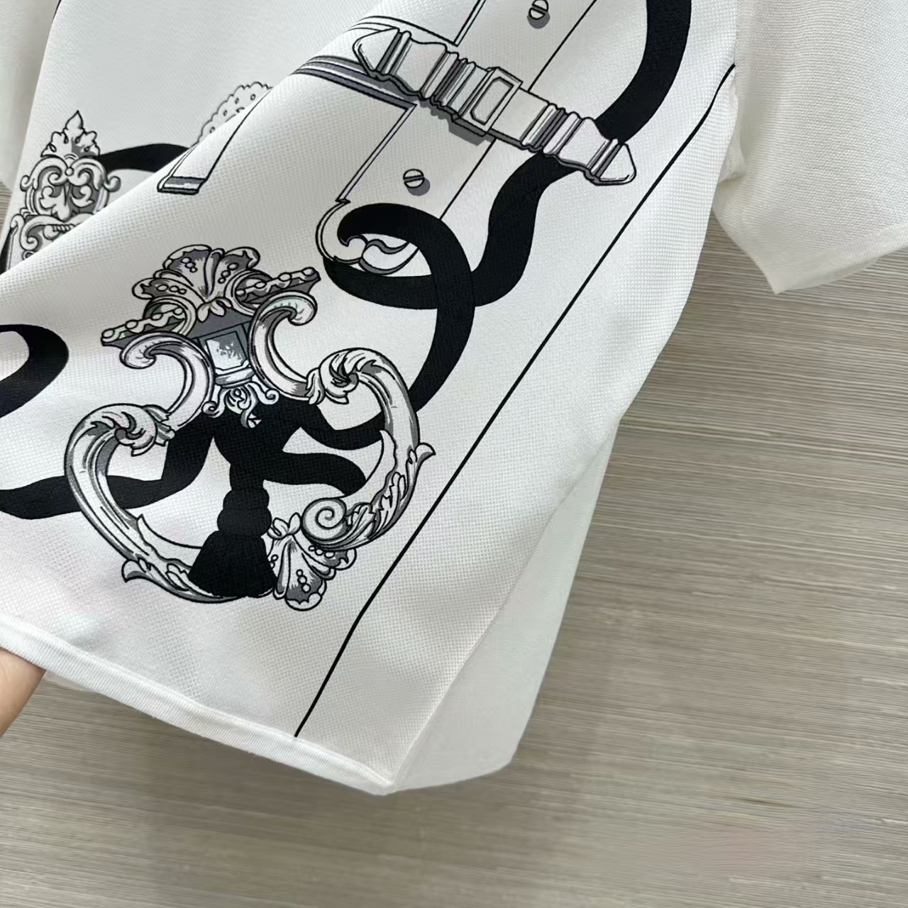 Hermes Silk Carriage Print Spliced Silk WoolShort Sleeve Top
