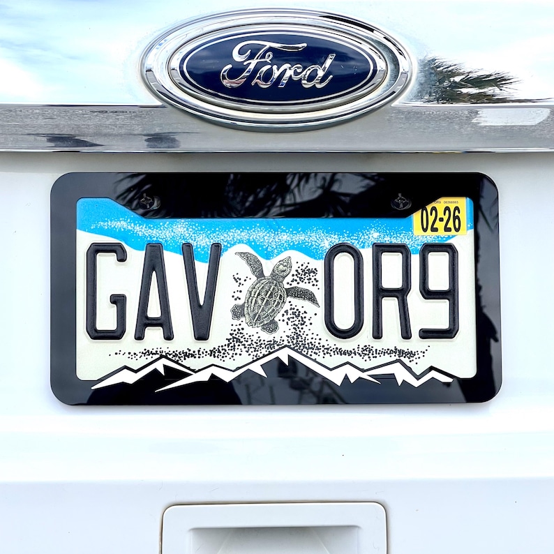 Mountain License Plate Frame Cover (single plate)