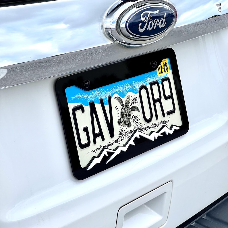 Mountain License Plate Frame Cover (single plate)