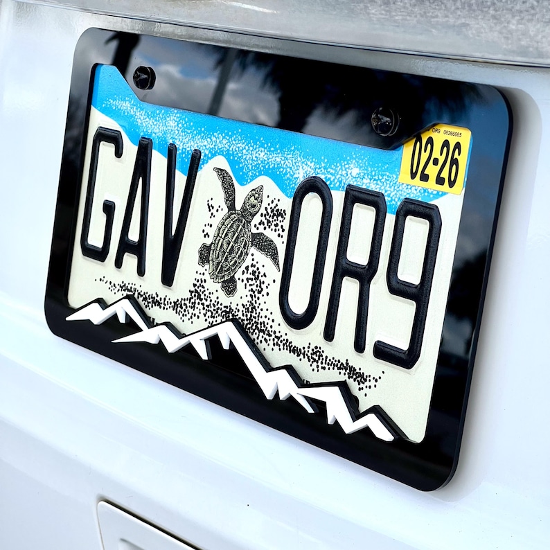 Mountain License Plate Frame Cover (single plate)