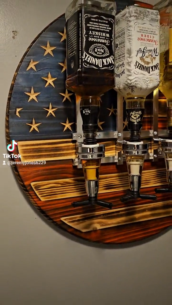 Best Gift Ideas for 2024 – U.S. Flag Wall Mounted Water Dispenser