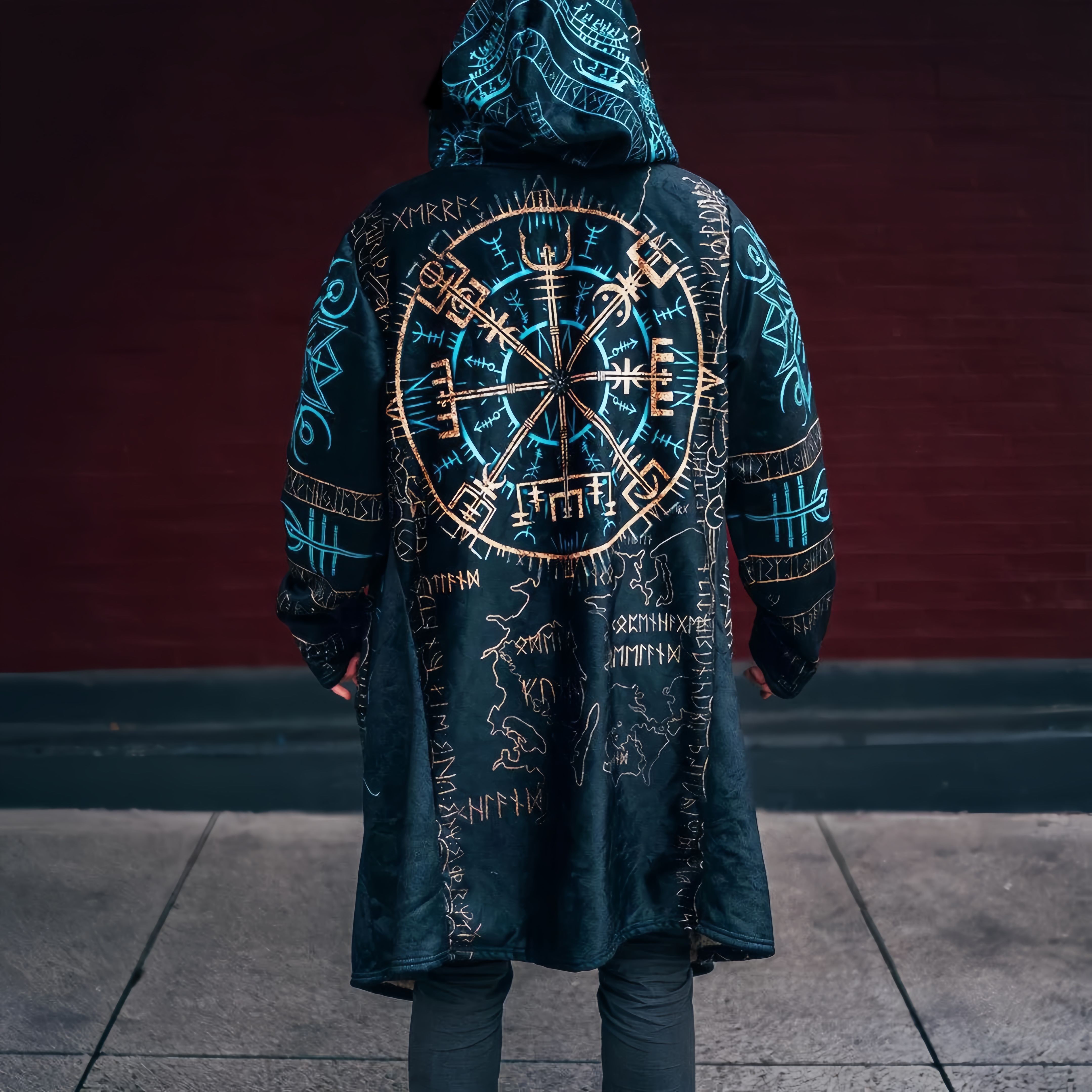 Vegvisir Norse Compass Hooded Cloak - NorseKin detail view 5