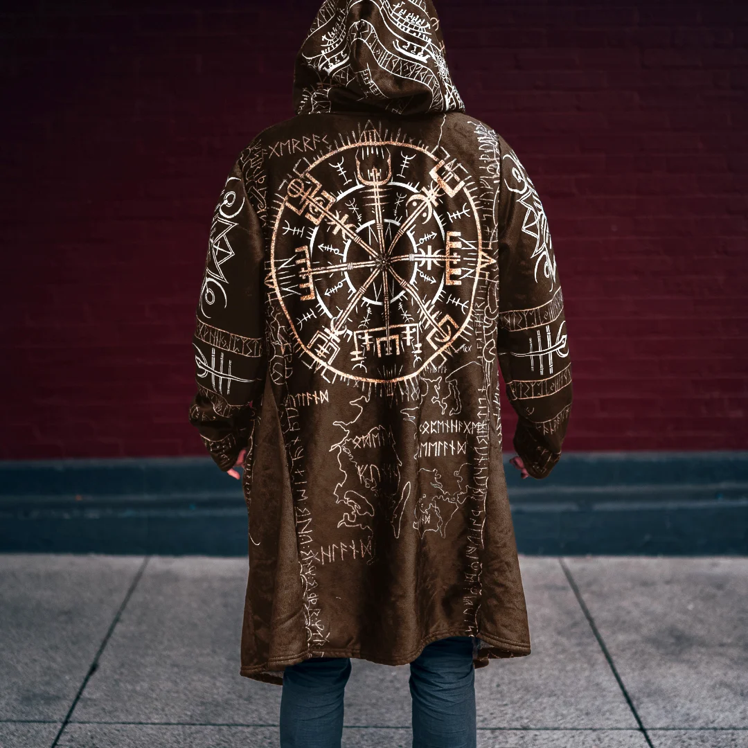Vegvisir Norse Compass Hooded Cloak - NorseKin detail view 9