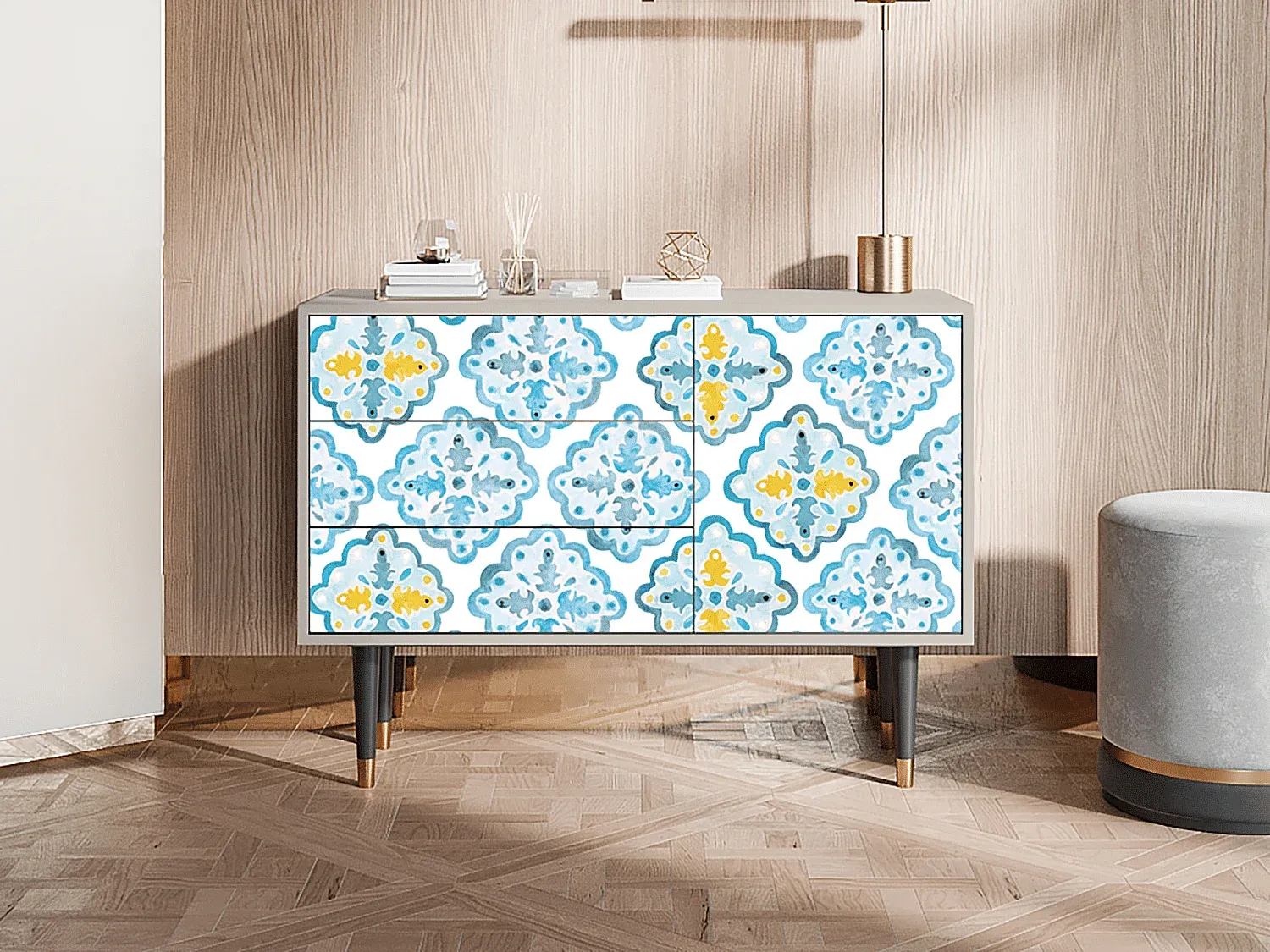 Sideboard mit portugiesischen Fliesen, Sand