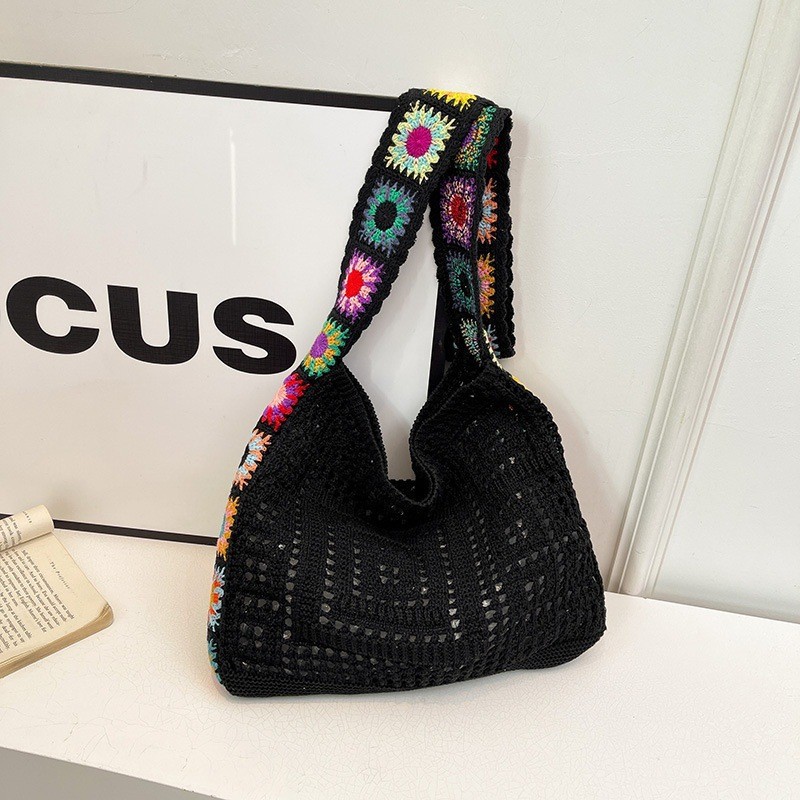 Boho Crochet Shoulder Bag for Women – Handmade Floral Knit Tote, Lightweight Summer Beach Hobo Bag