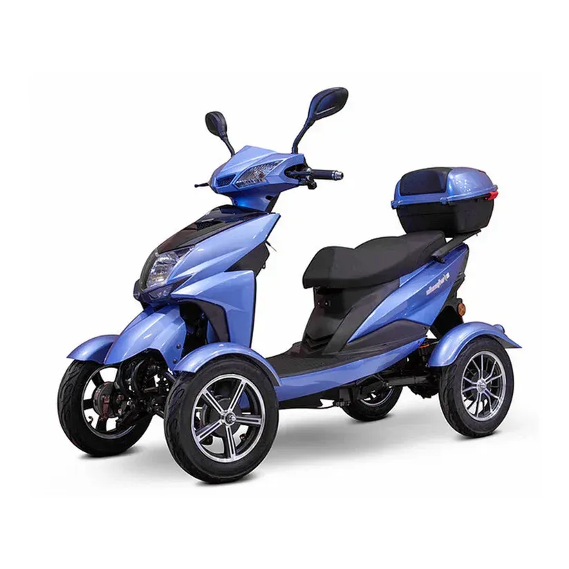 El vehículo recreativo eléctrico de tres ruedas Velocity Fast Deluxe de alto rendimiento está diseñado específicamente para personas mayores. Alcanza una velocidad máxima de 24 km/h y tiene una autonomía de 64 km con una sola carga