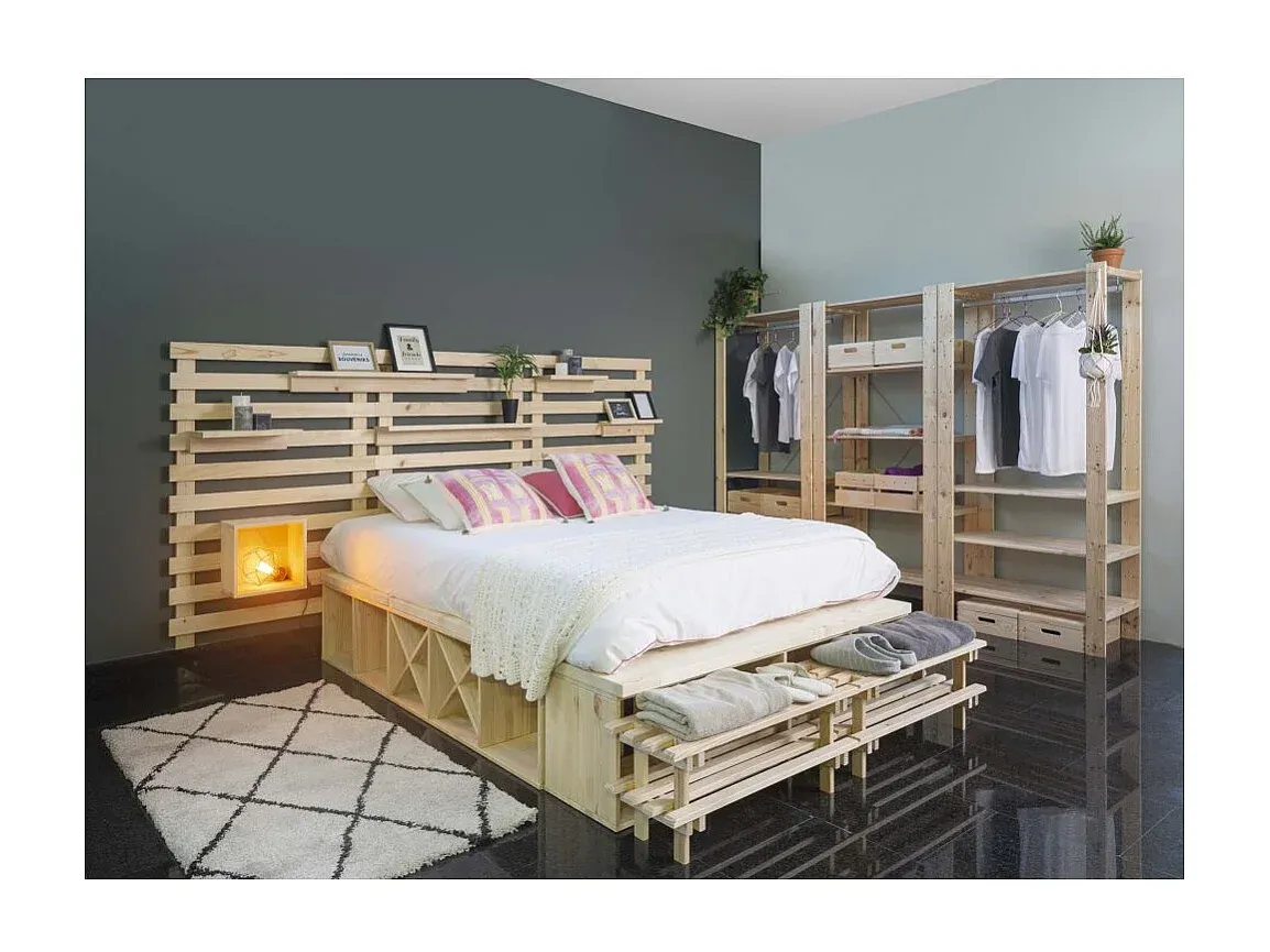 Massives Kiefernholz-Kleiderabteil im klassischen Design-Velessaliving