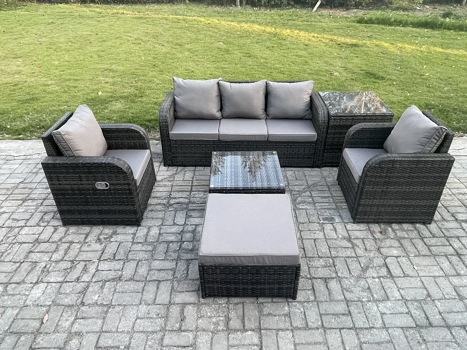 6-Personen Rattan Lounge-Set mit Liegestühlen und Beistelltisch in Dunkelgrau-Velessaliving