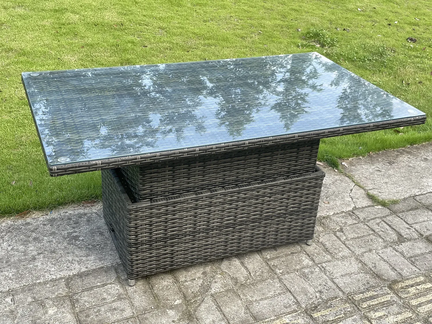 Verstellbare Gartenmöbel-Set mit Esstisch und Hockern-Basneoion