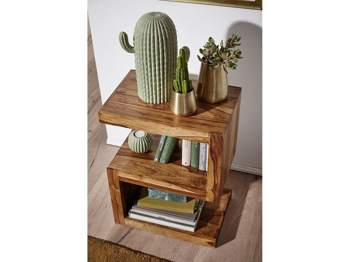 Moderner Beistelltisch aus Massivholz mit Regal-Basneoion