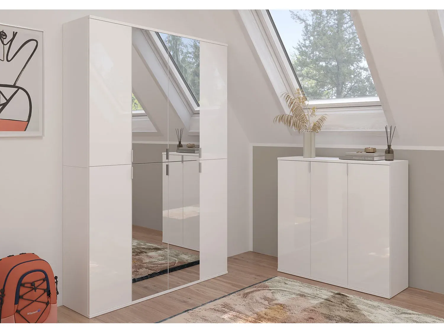 Moderne Kommode mit 4 Türen in Weiß-Basneoion