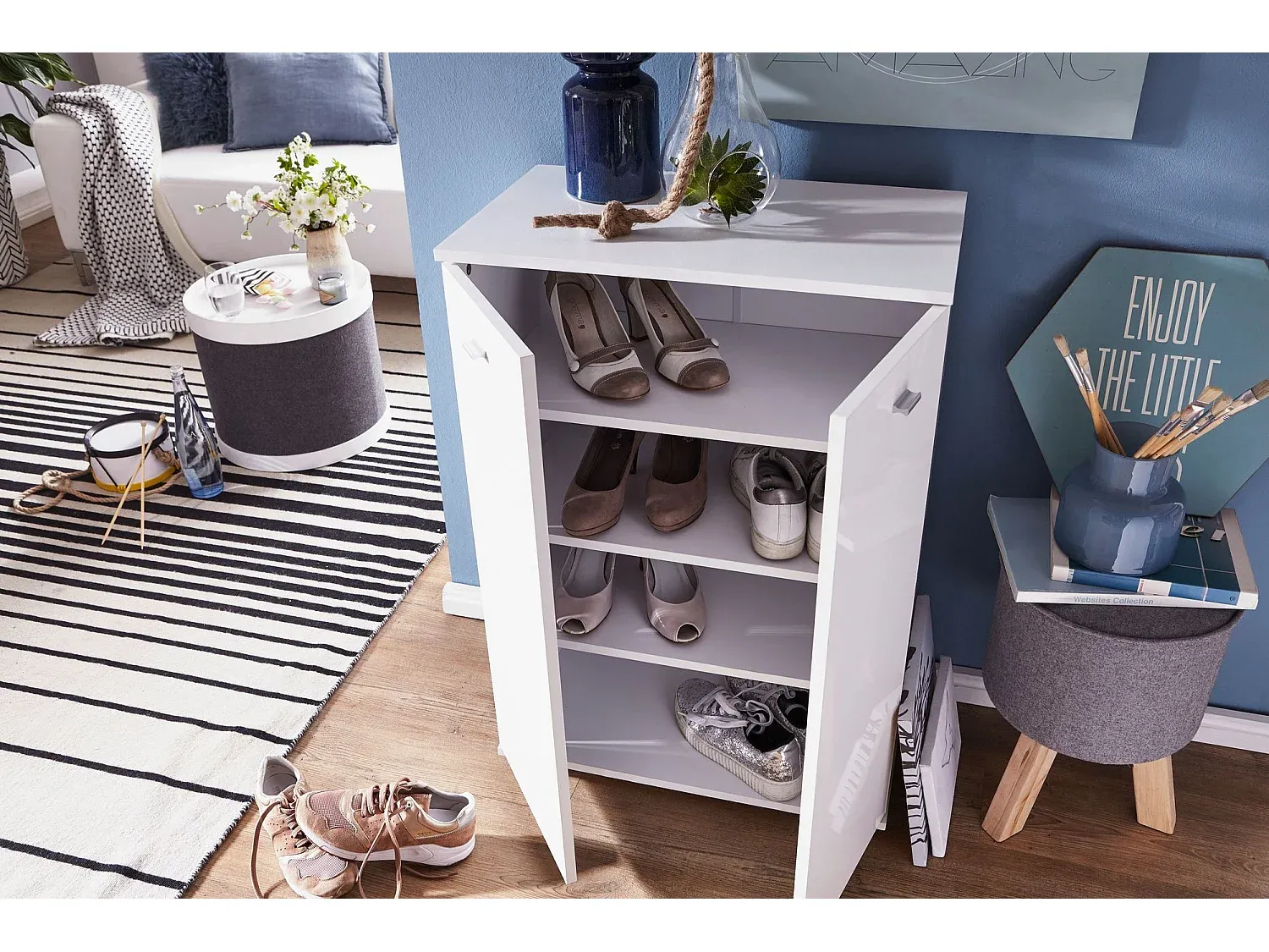 Praktischer Schuhschrank für 12 Paar