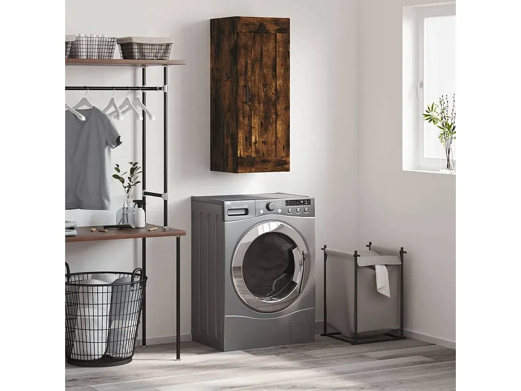 Moderner Hängeschrank aus Holzwerkstoff in Eichenoptik