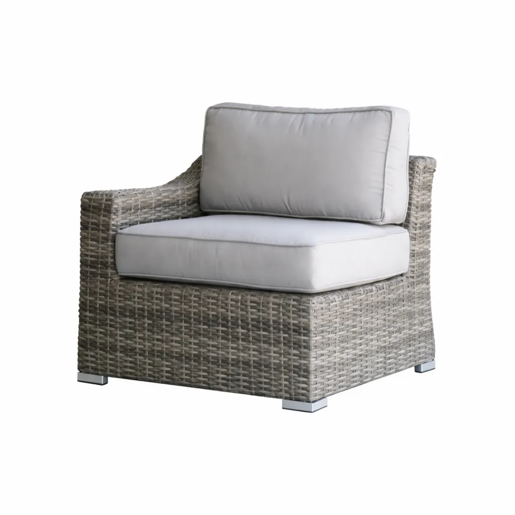 Fauteuil en résine tressée avec coussins en polyester