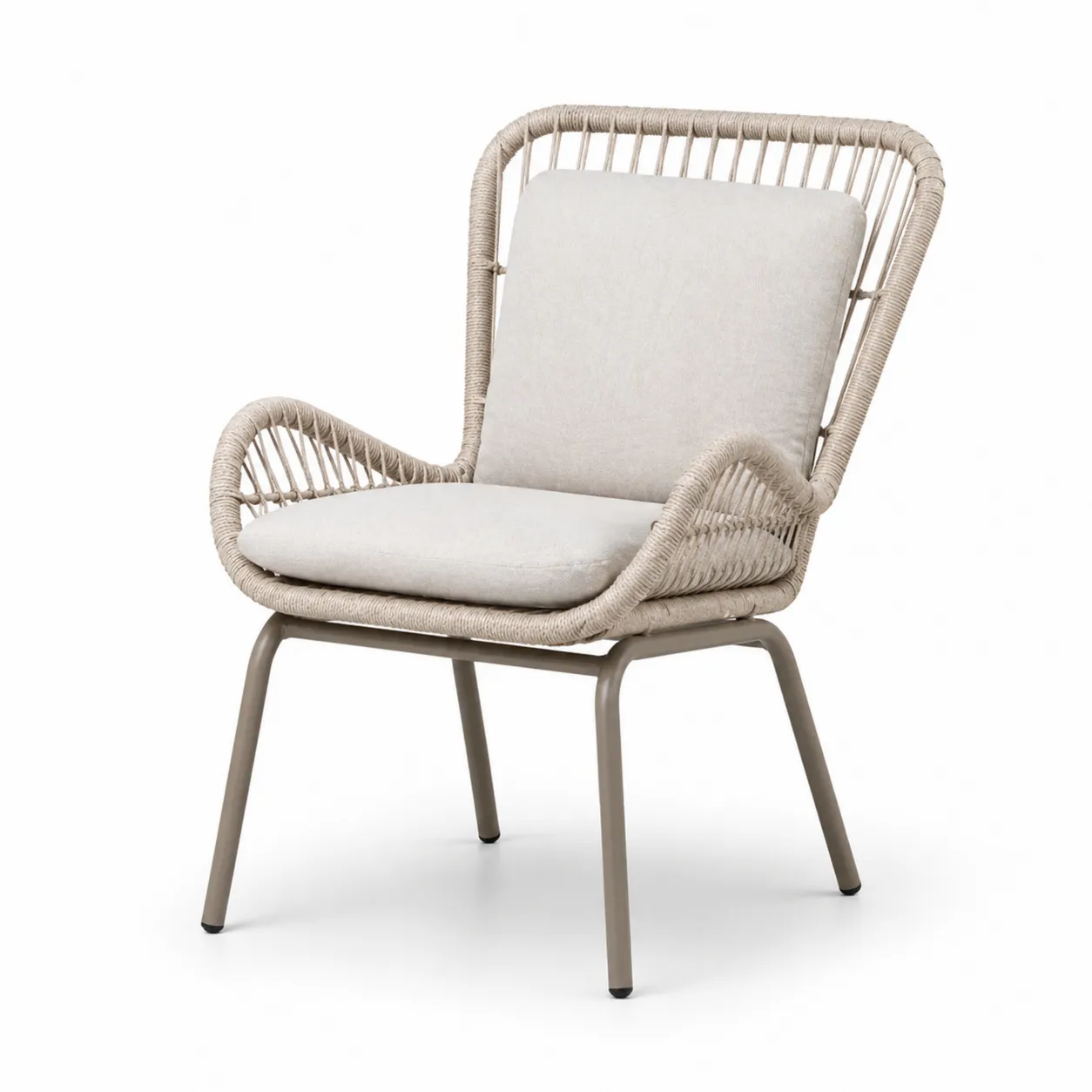 Chaise en acier et corde polyester avec coussins beiges