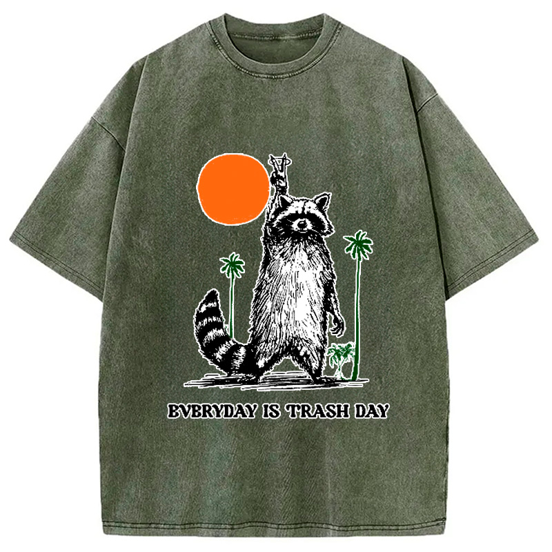 Modecanvas Everyday Is Trash Day Raccoon Washed T-Shirt