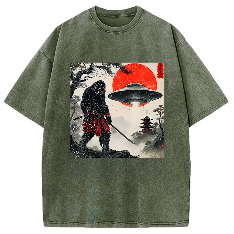 Modecanvas Bigfoot Vs Alien Washed T-Shirt