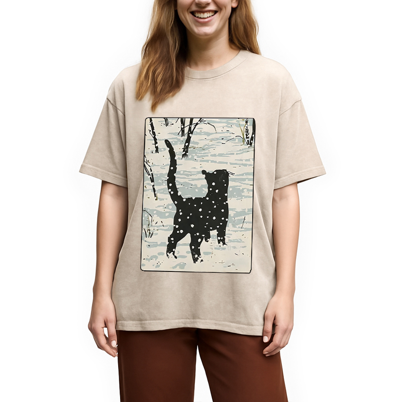 Modecanvas Cat In The Snow Washed T-Shirt